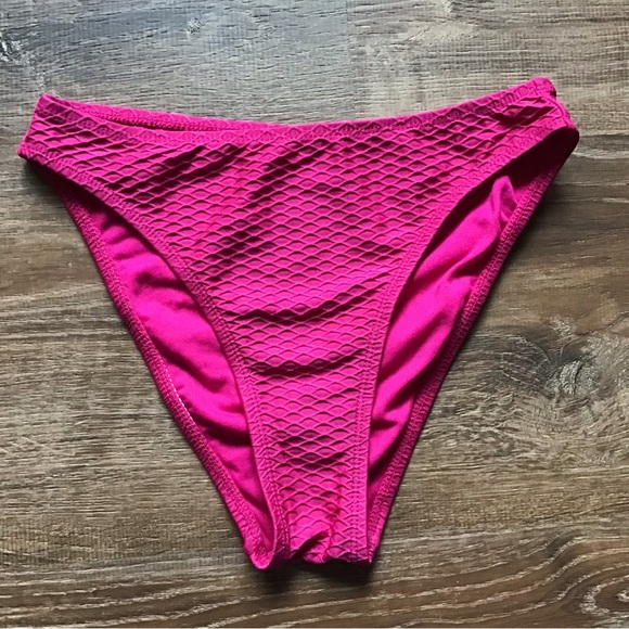 Size small swim wear - Picture 8 of 13